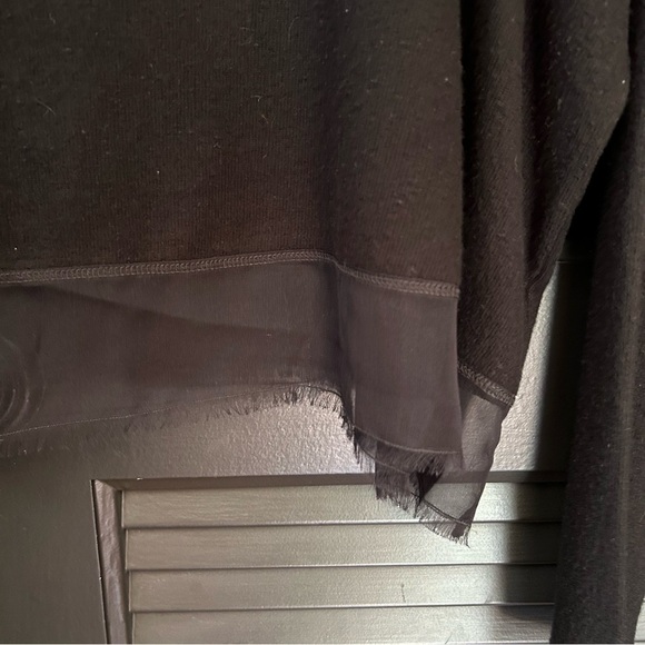 Beautiful People Black Tencel and Silk Top w/Frayed Sheer Panel Bottom, Size Med - Picture 7 of 11
